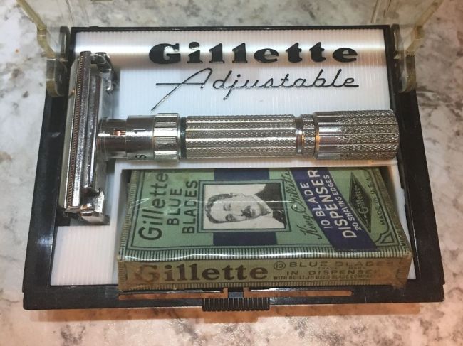 Pred 120 rokmi získal Američan Gillette patent na vylepšený holiaci strojček