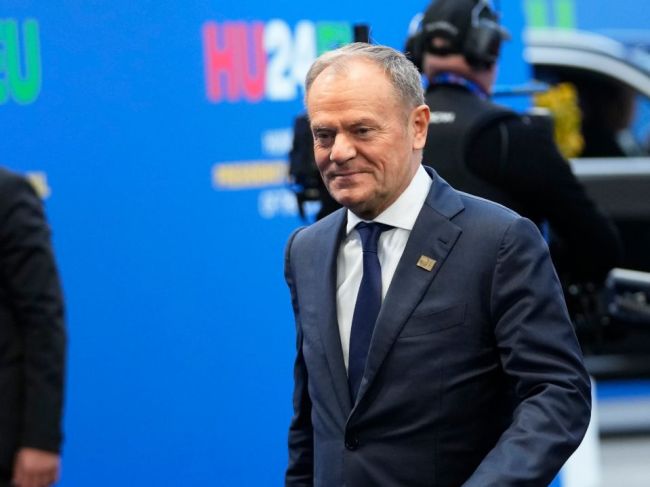 Tusk: Situácia na Ukrajine je čoraz dramatickejšia, hrozí globálny konflikt