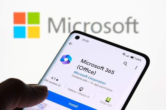 Žiaci všetkých základných a stredných škôl budú mať bezplatnú licenciu na Microsoft 365 A3