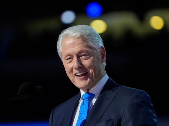 Bývalý prezident USA Bill Clinton skončil v nemocnici