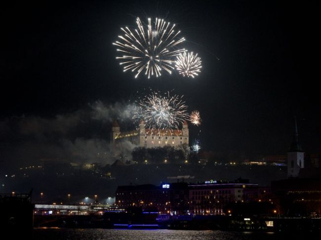 Bezpečný Silvester: Zákaz pyrotechniky a posilnené policajné hliadky