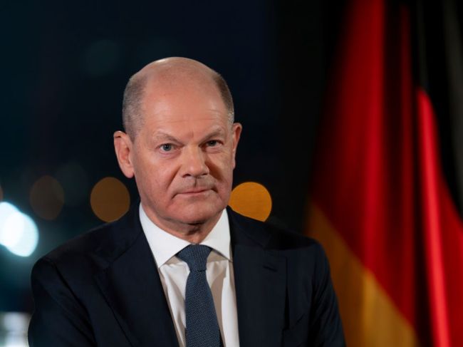 Scholz: Podpora AfD zo strany Muska vyvoláva väčšie obavy než jeho urážky