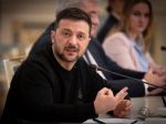 Zelenskyj ponúka pomoc USA pri lesných požiaroch 