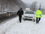 Kalamita na Slovensku: Výstrahy pretrvávajú, v týchto úsekoch platí kalamitná situácia