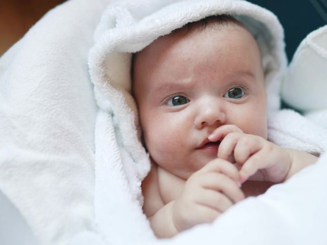 Agresívne mená pred bábätká? Odborníci varujú pred rastúcim trendom