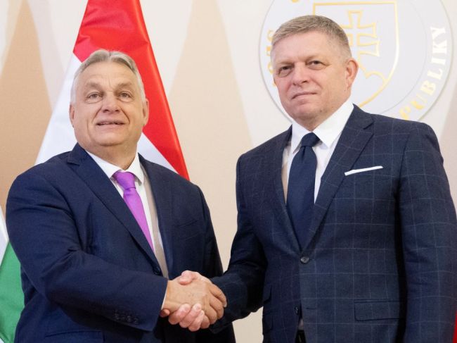 Fico sa stretol s Orbánom v Bratislave