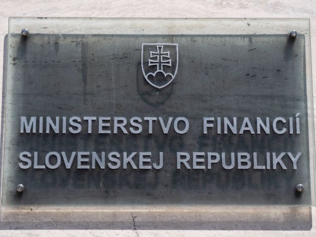 Ministerstvo financií: Zamestnanci vyslaní do zahraničia si môžu uplatniť daňový bonus na dieťa