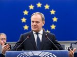 Donald Tusk podporil návrh na obmedzenie prídavkov pre deti migrantov