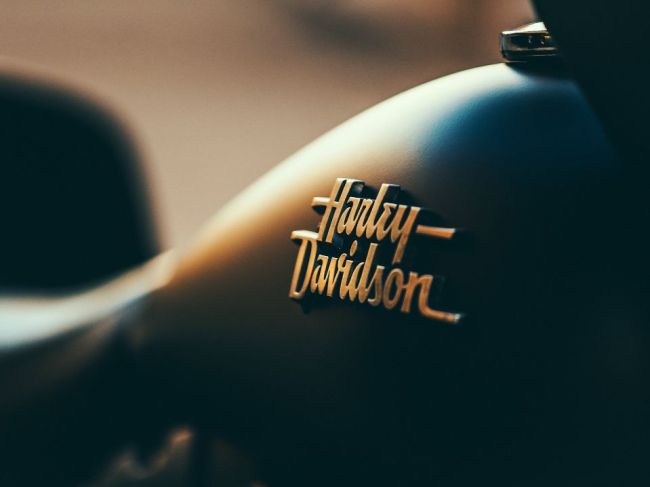 Harley-Davidson sa vo 4. kvartáli prepadol do straty, tržby klesli takmer o 50 %