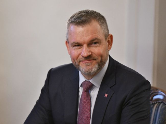 Prezident Peter Pellegrini sa v Paríži zúčastní na samite o umelej inteligencii