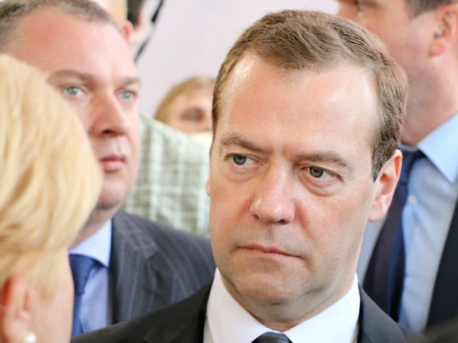 Medvedev sa mal vyhrážať českej senátorke, Lipavský si predvolal veľvyslanca