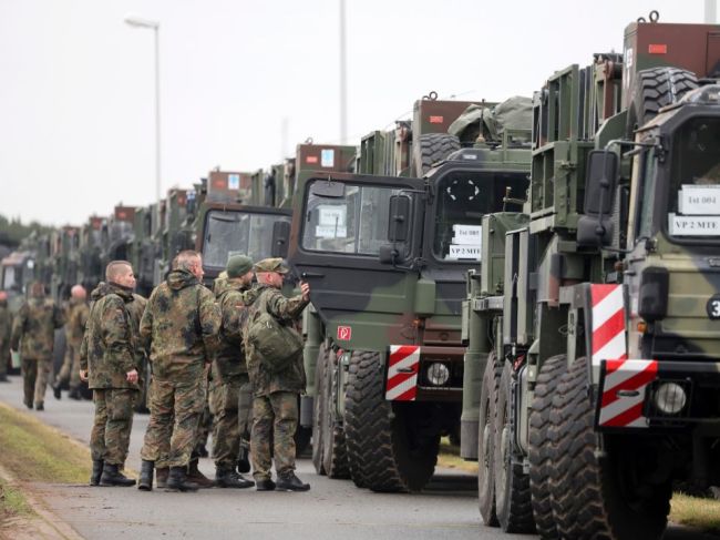 Poľsko má podľa ministra obrany najväčšiu armádu vo svojej histórii