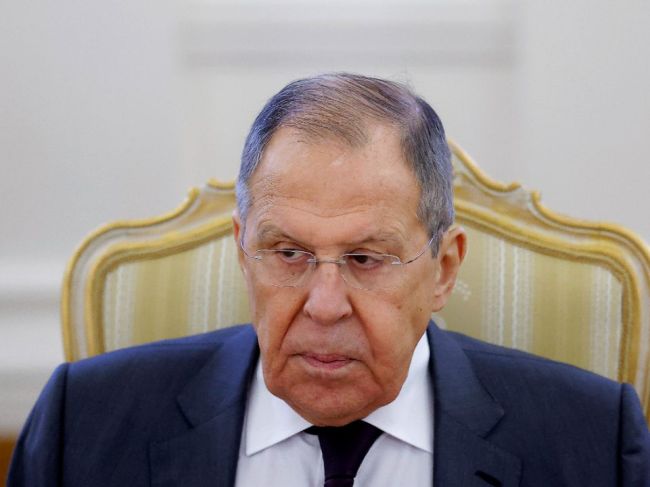 Lavrov: Neexistuje dôvod účasti Európanov na rokovaniach o prímerí na Ukrajine