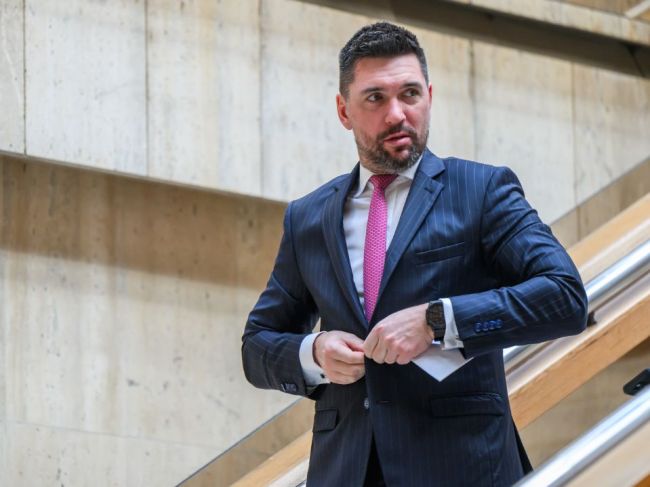 Ministri komentovali aktuálnu situáciu vo vláde