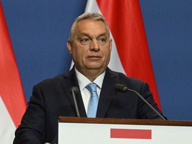 Orbán blahoželal k nemeckým voľbám, nie však víťazovi