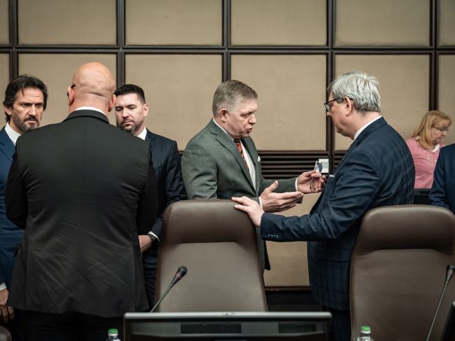 Vláda schválila zmeny v Ústave SR