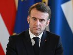 Macron chce debatu o francúzskom jadrovom dáždniku