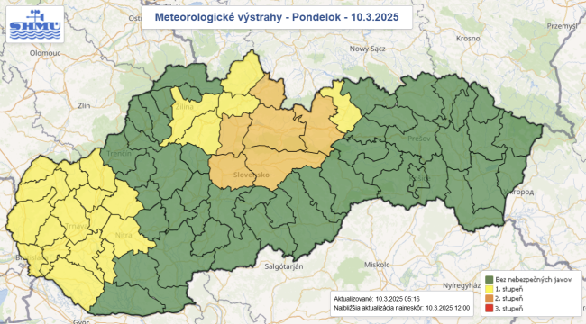 SHMÚ varuje pred vetrom vo viacerých okresoch Slovenska