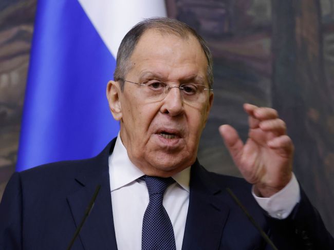 Lavrov považuje nasadenie jednotiek NATO na Ukrajine za hrozbu pre Rusko