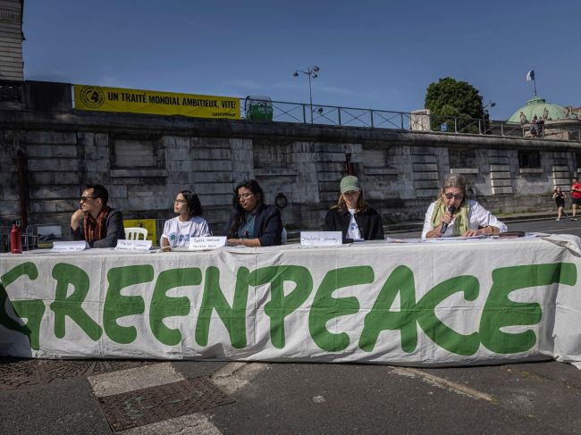 Greenpeace musí zaplatiť stámiliónové odškodné za blokovanie stavby ropovodu