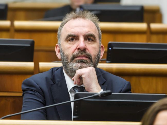 PS pripravilo návod, ako môžu ľudia odmietnuť zber údajov zo strany štátu