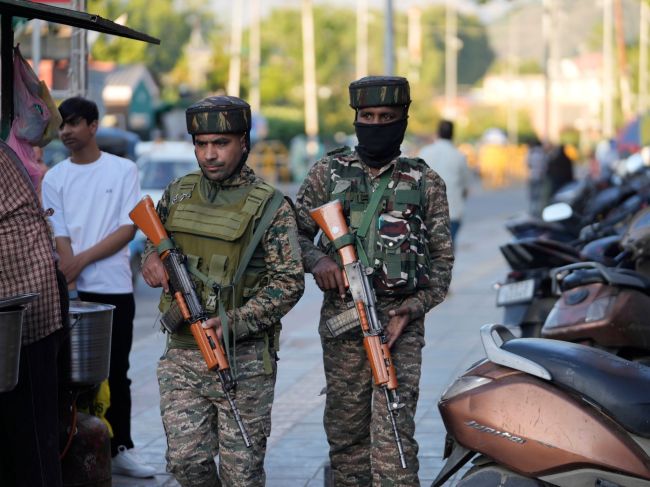 Pakistan tvrdí, že má dôveryhodné dôkazy o hroziacom indickom vojenskom útoku