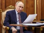 Putin bude 9. mája diskutovať Ficom