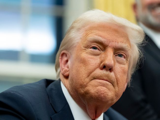 Prvá skupina belošských Juhoafričanov využila ponuku Trumpa na azyl v USA