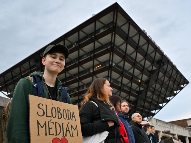 Hajko: Voľba riaditeľky STVR je zavŕšením politického ovládnutia inštitúcie
