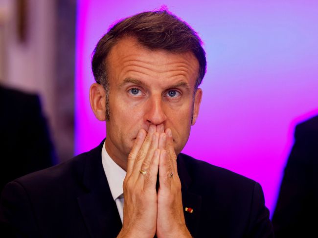 Paríž je pripravený rokovať o nasadení lietadiel s jadrovými zbraňami v Európe