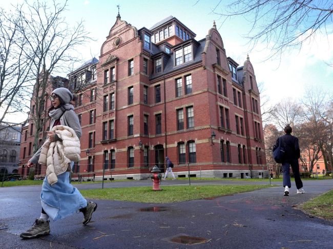 Americká vláda škrtla Harvardu granty za ďalších 450 miliónov dolárov