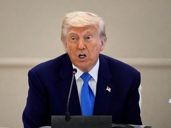 Trump sa chce stretnúť s Putinom a vyriešiť krízu v Pásme Gazy