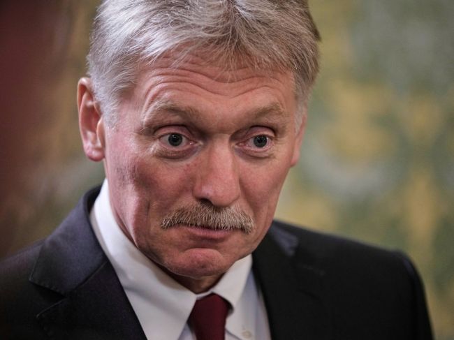 Kremeľ uprednostňuje diplomatické riešenie konfliktu na Ukrajine pred vojenským