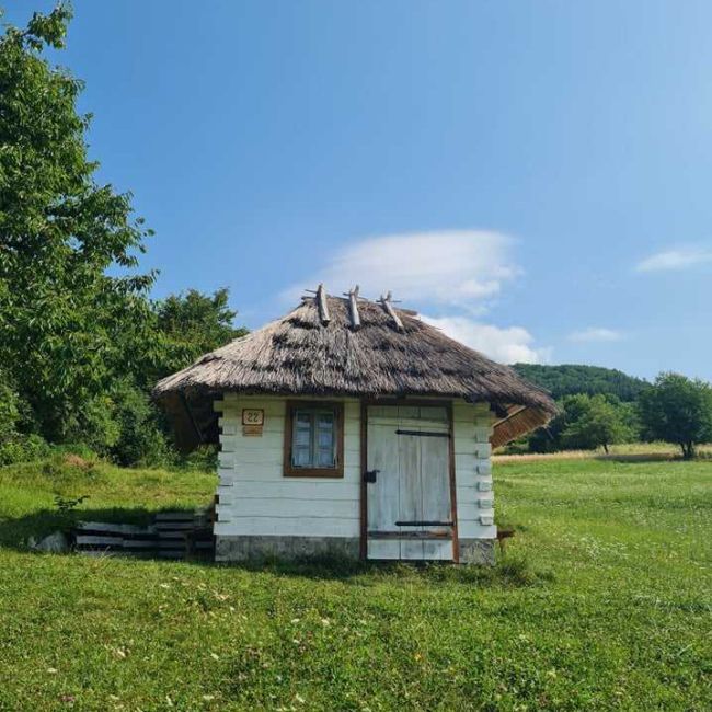 Chalúpka dedka Večerníčka je na novom mieste a pripravujú ju na otvorenie