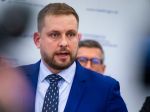 Farmaceuti žiadajú Šaška, aby stiahol vyhlášku, ktorá obmedzuje prístup k liekom