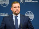 Opozičné strany vyzývajú Šaška, aby stiahol novú vyhlášku k liekovej politike