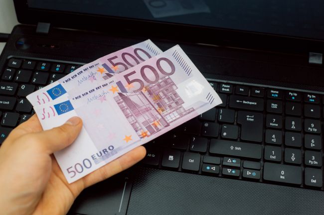 Vyhnúť sa transakčnej dani nie je ľahké, presun do zahraničia nepomôže
