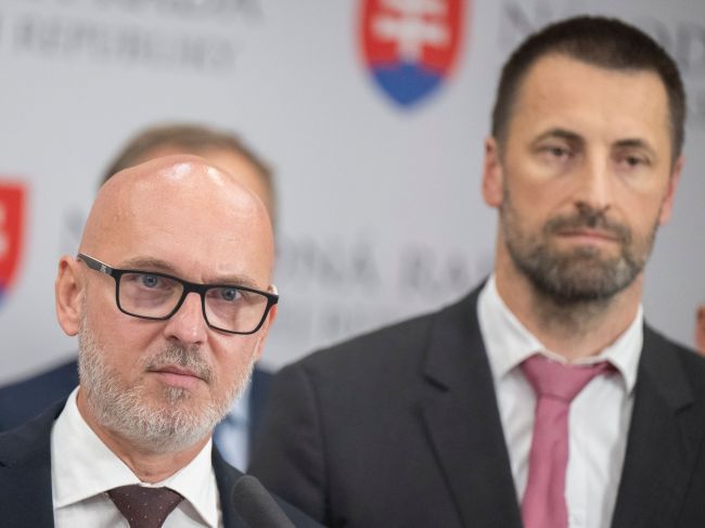 SaS: Premiér a Hlas spoločne útočia na demokraciu na Slovensku