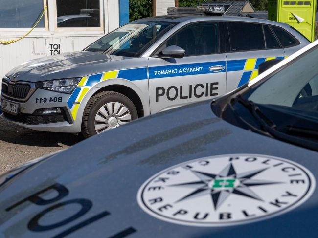 Česká polícia počas slintačky nevpustila zo Slovenska 46 nákladných áut