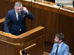 PS: Vláda Roberta Fica zvýšila ľuďom dane a konzultačným firmám tržby