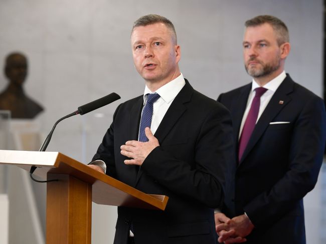 Prezident má nového poradcu. Čo to znamená pre menšiny?