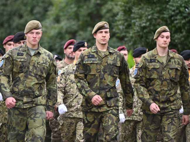 Poslanci NR SR schválili zmeny v aktívnych zálohách aj zriadenie žandárov
