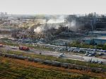 Výbuch v chemickom závode: Hlásia najmenej päť obetí a 19 zranených