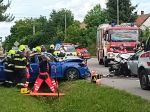 Čelná zrážka dvoch áut: Na miesto vyslali vrtuľník