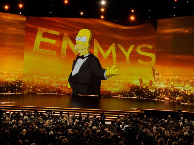 Zomrel skladateľ, ktorý 27 rokov písal hudbu pre Simpsonovcov