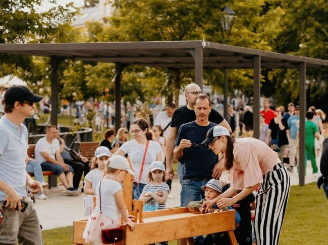 Deň detí a starých rodičov premení Ružovú záhradu v Trnave na svet zábavy