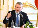 Prezident apeluje na riešenie otázky overovania pravosti podpisov pri petíciách