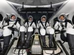 Štyria astronauti sa vrátili na Zem po piatich mesiacoch na vesmírnej stanici